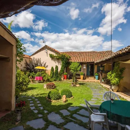 La Cepedana Holiday home